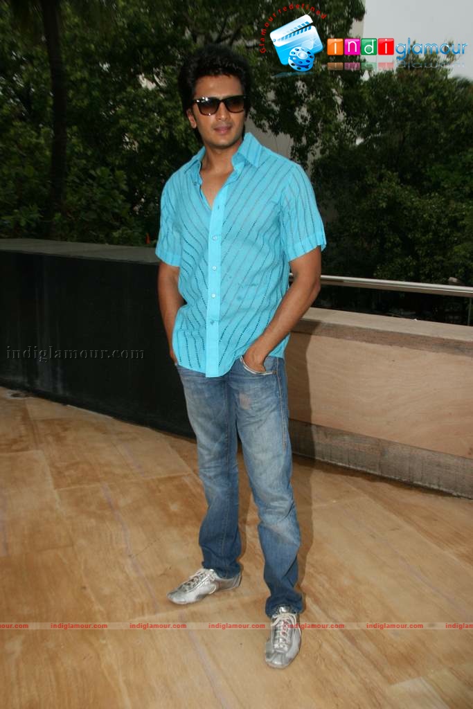 Do Knot Disturb press meet Event hd photo